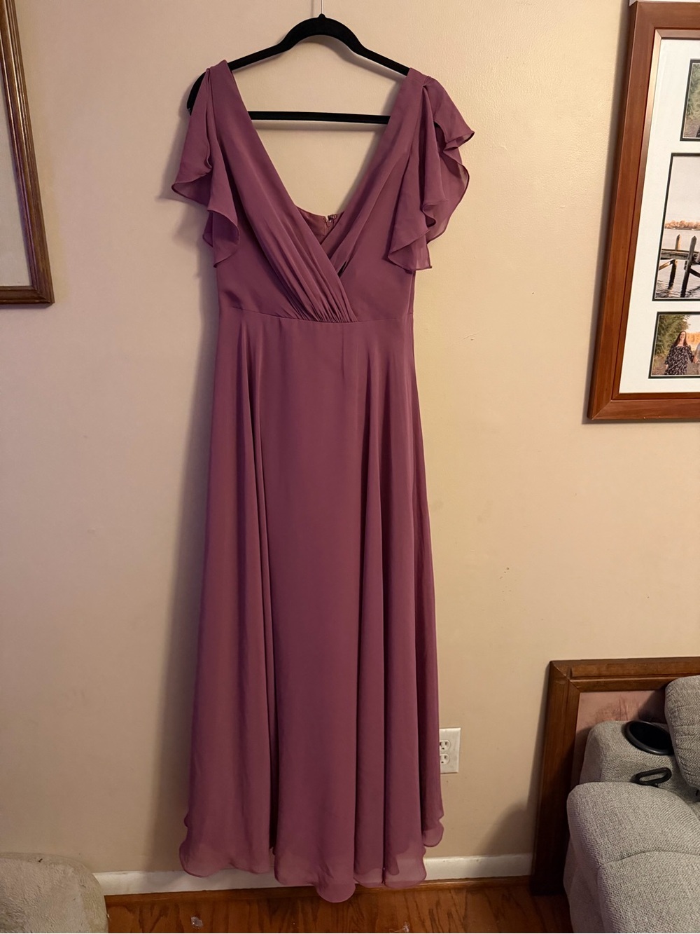 David's Bridal Chianti Flutter Sleeve V-Neck Dress